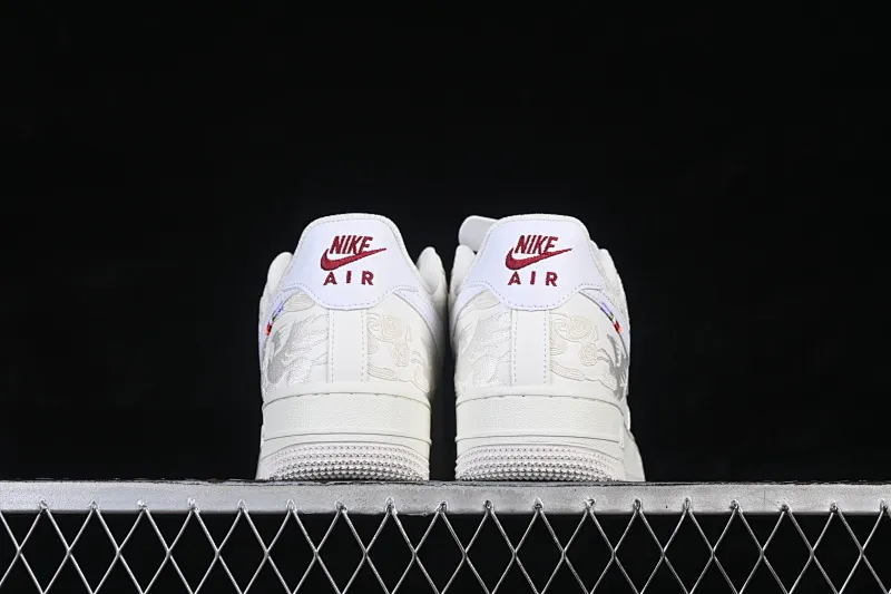 All categories Nk Air Force 1 Air Force series Nk Air Force 1 Low Air Force low-top X version Nike Air Force 1'07 Low Year of the Horse limited Air Force 1 low-top casual sneakers IQ1119-011
